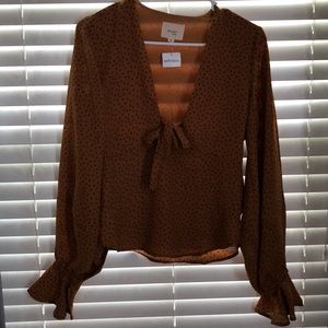 NWT bell sleeved gold star shirt